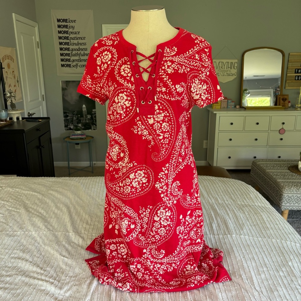 Pullover T-Shirt Dress Red And White Paisley Print